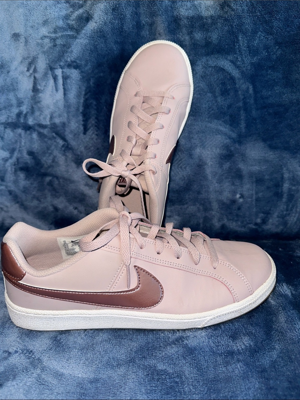 Nike Women’s Blush Pink Low-Top Sneakers with Metallic Rose Swoosh